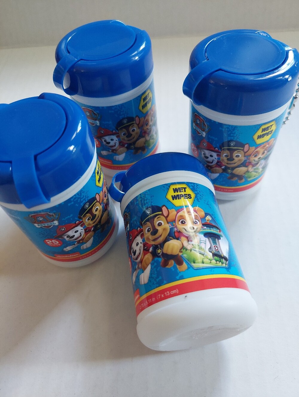 4 PACK PAW Patrol Wet WIPES Keychain Backpack Chain Nickelodeon Cartoon Party
